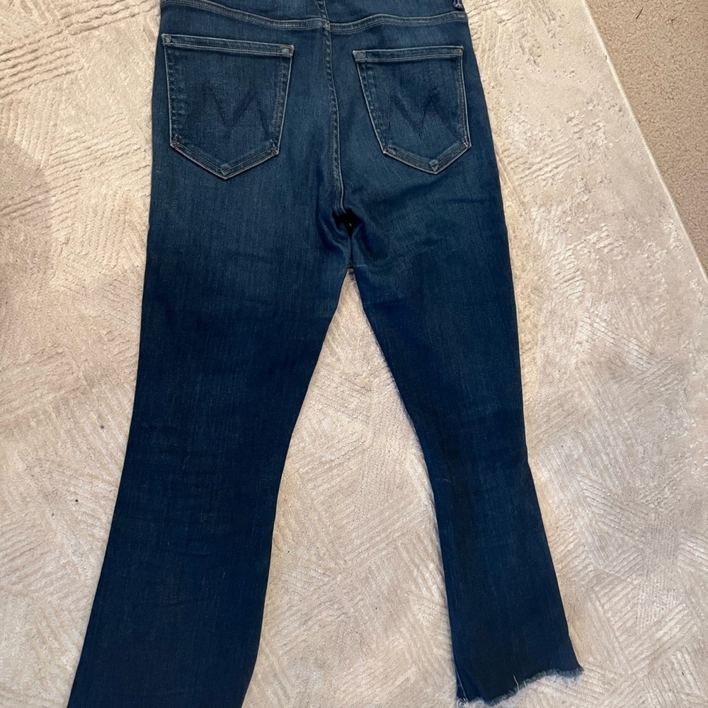MOTHER The Insider Crop Step Fray sz 27 Dark Blue Crop Straight Leg Jeans
